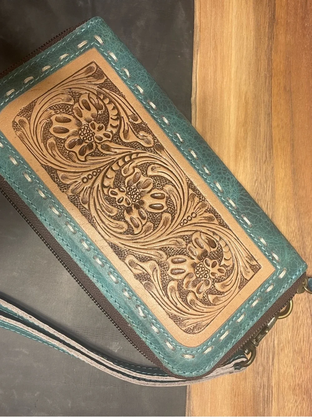 Tooled Floral Leather Wristlet Wallet in Teal & Tan